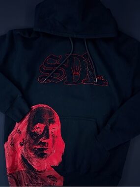 SDLXCHAPO red rhinestones